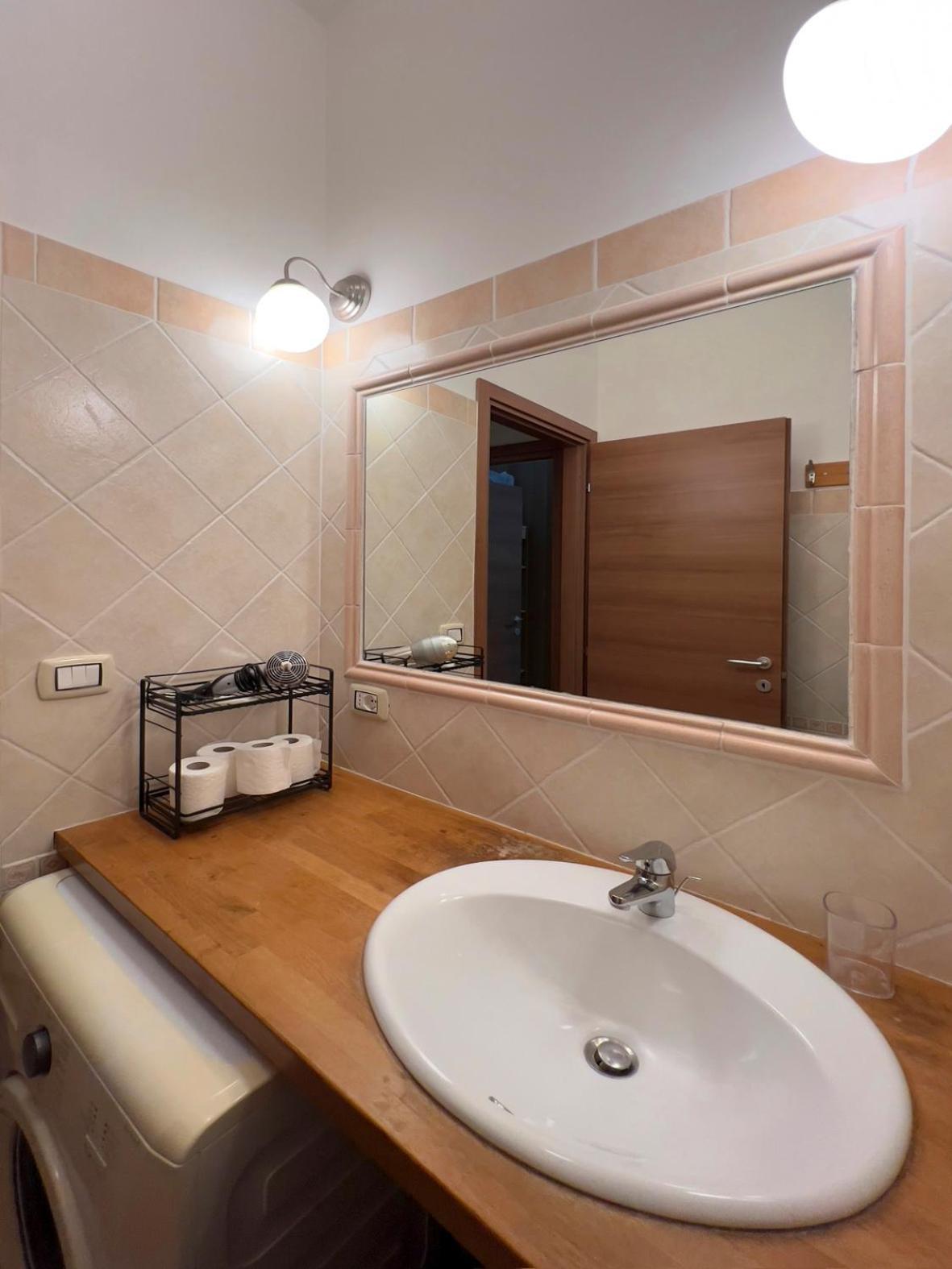 רומא Spacious Apartment Near St Peter'S Church מראה חיצוני תמונה